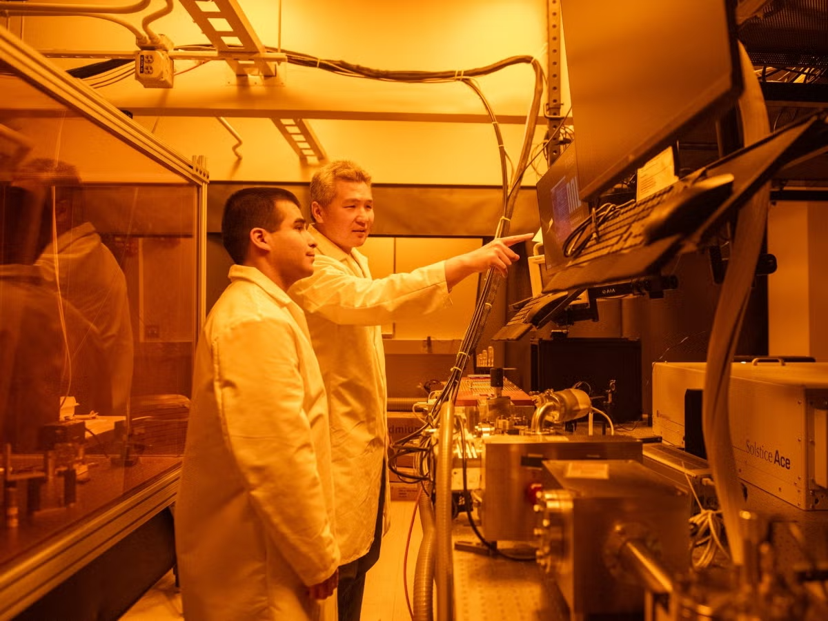 Chih-Hao Chang and student in his lab